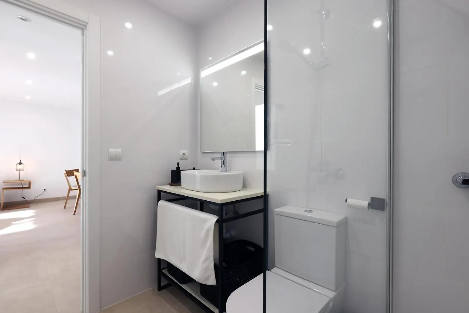 Stunning 1 Bedroom Apartment In Marbella Centre Spain